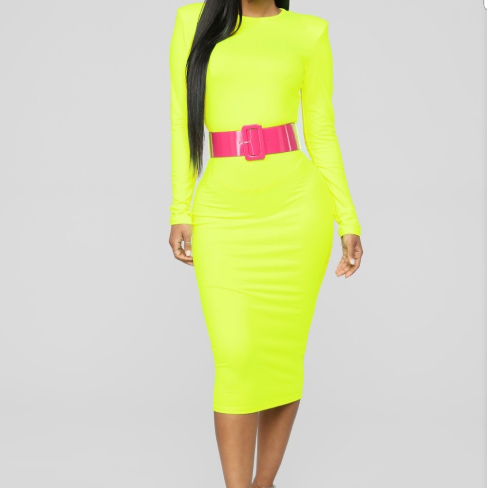 Dress - Picture 4 of 4